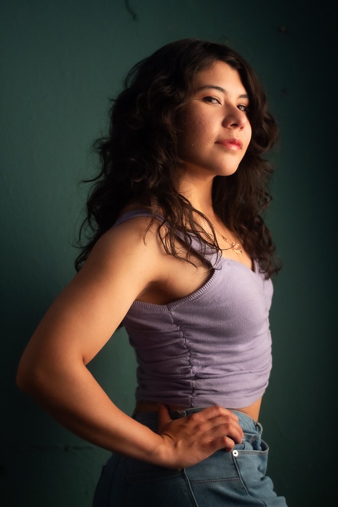 Angélica — S1 2026, fotografía real